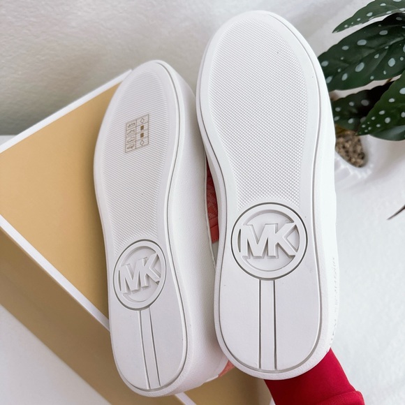 Michael Kors Poppy Sneaker Shoes - Picture 4 of 4